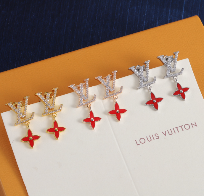 Louis Vuitton LV four-leaf clover earrings