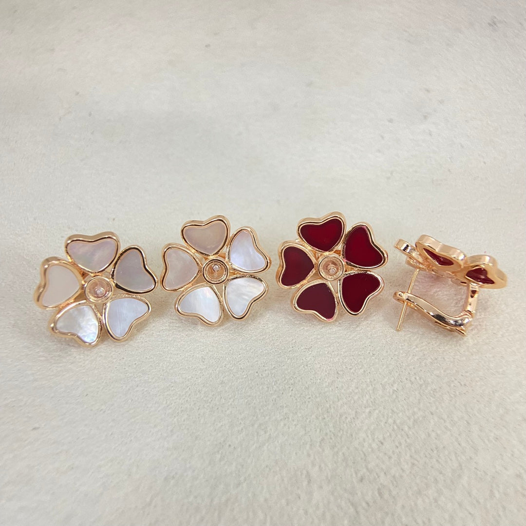 Five-heart stud earrings set, gold-tone with white and red mother-of-pearl hearts