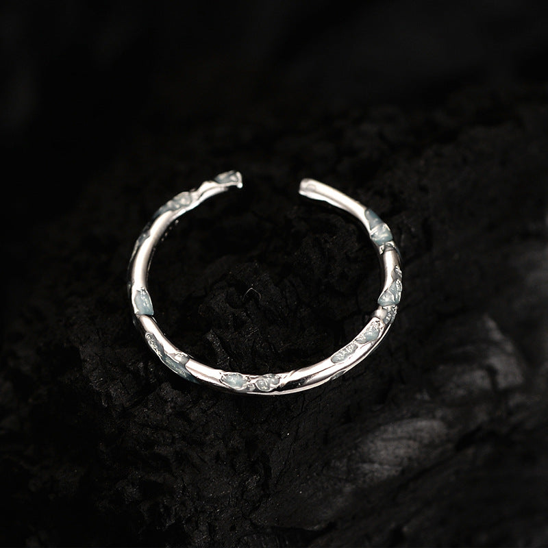 Understated Twisted Wire Ring

