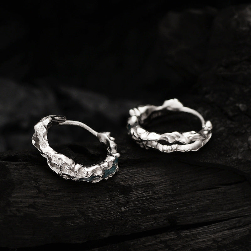 Chic Minimalist Wavy Hoop Earrings

