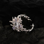 Stylish Ring with an Organic Design

