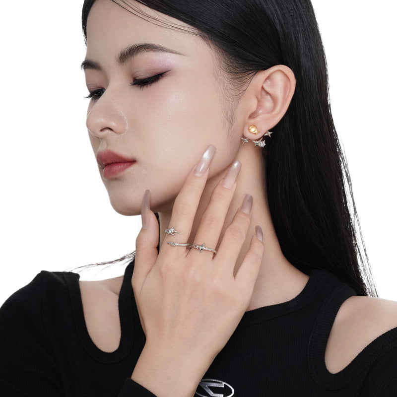 Sparkling Zirconia Star Wrap Ring

