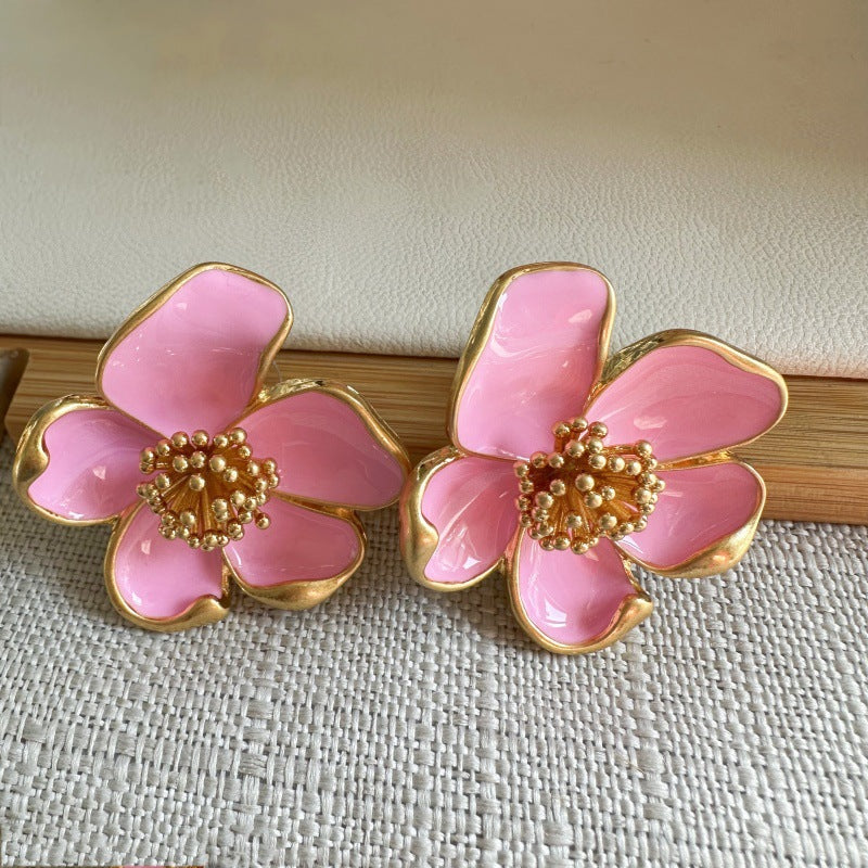 Oscar de la Renta vintage enamel floral stud earrings in pink with gold-tone accents