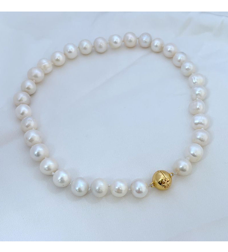 Tory Burch luxury freshwater pearl necklace Women