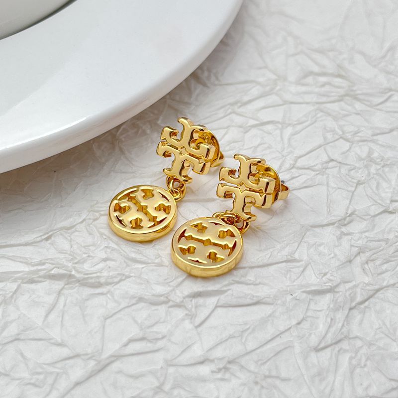 Tory Burch goldfarbene Ohrringe mit rundem Logo-Anhänger und offener Verzierung