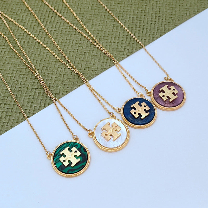 Tory Burch Natural Shell Round Necklace