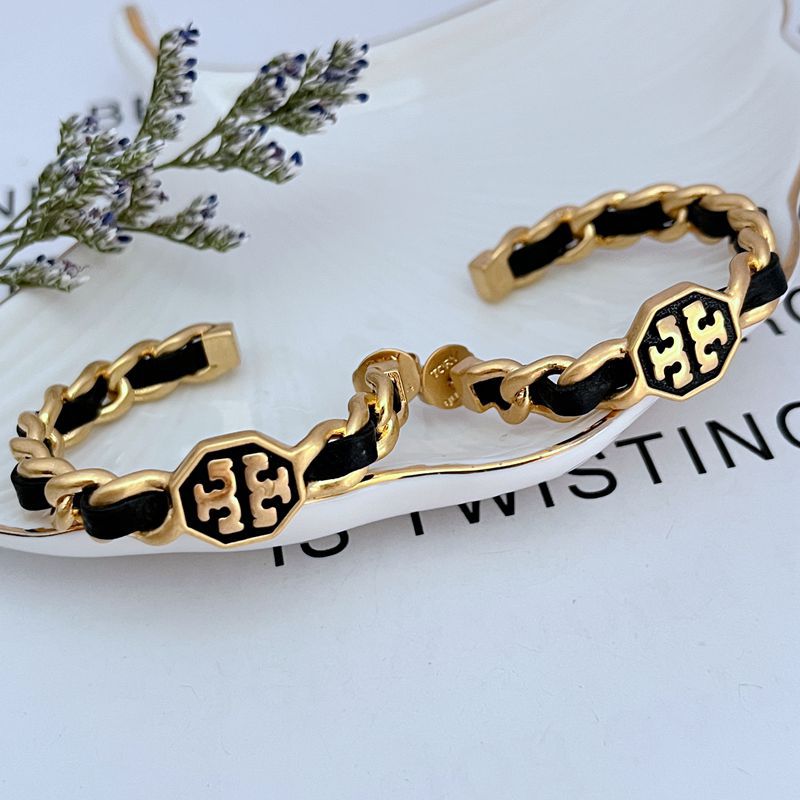 Leather-woven logo hoop earrings with black enamel and gold chain links
