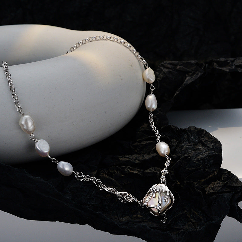Bold Asymmetrical Design Pearl Necklace

